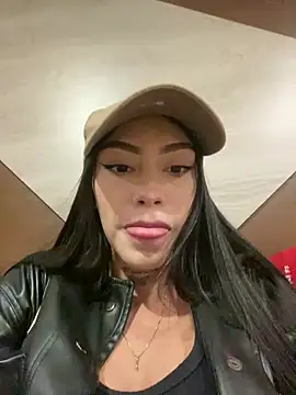 Effy Bonny online show from February 5, 2025, 9:18 pm