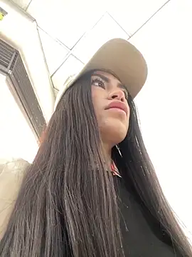 Effy Bonny online show from October 14, 2025, 6:31 pm