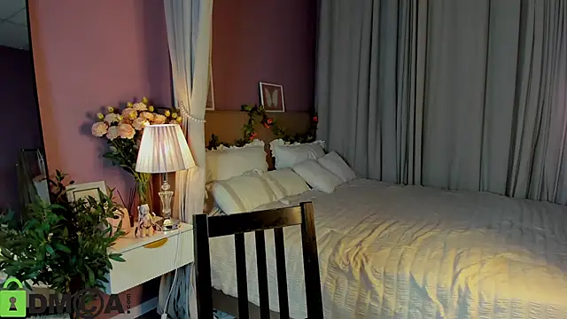 Dearly Emily online show from December 21, 2025, 5:20 pm