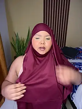  Shara Handal  online show from June 26, 2026, 7:57 am