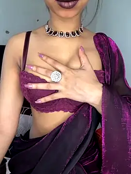 Snapshot of Hot-sexy222 chatting on October 1, 2025, 2:06 am Hot-sexy222 online show from October 1, 2025, 2:06 am