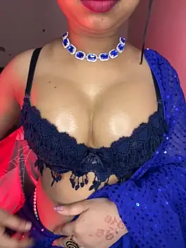 Snapshot of Hot-sexy222 chatting on February 7, 2026, 12:03 am Hot-sexy222 online show from February 7, 2026, 12:03 am