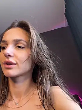 JudyAngil online show from September 17, 2025, 4:58 am