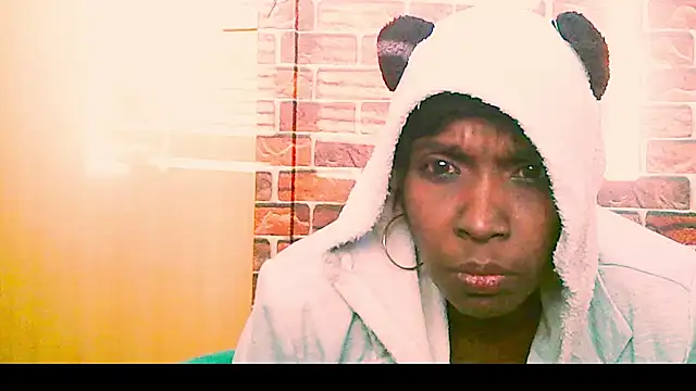 Snapshot of Fuckable_Nasty_MILF chatting on July 3, 2026, 5:36 am Fuckable Nasty MILF online show from July 3, 2026, 5:36 am