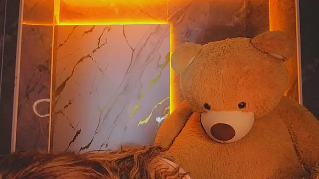 Laurita b online show from March 4, 2026, 8:31 am