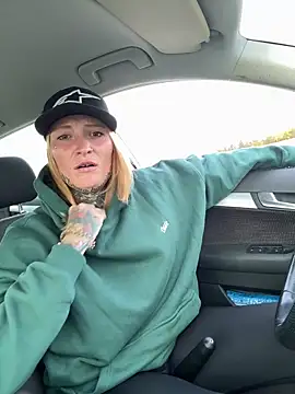 redNatified online show from October 19, 2025, 3:12 pm