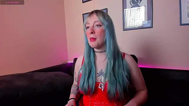Snapshot of Nicole__Aniston_ chatting on April 8, 2026, 10:37 am Nicole Aniston online show from April 8, 2026, 10:37 am