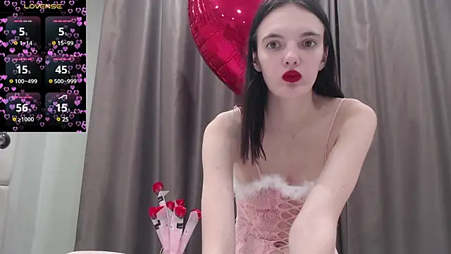 Snapshot of Lia__meow chatting on February 15, 2025, 4:47 am Lia meow online show from February 15, 2025, 4:47 am
