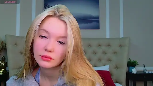 AliceMorr online show from January 31, 2025, 9:05 am