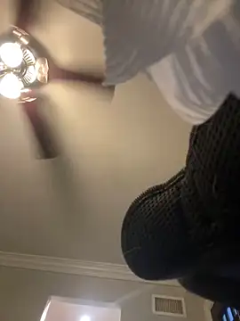 ThicBunz online show from February 28, 2025, 10:28 pm