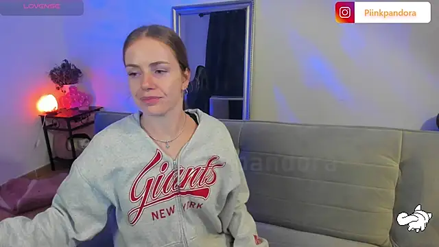 Piinkpandora online show from January 14, 2025, 10:55 pm