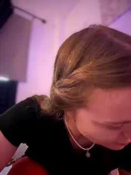 Piinkpandora online show from October 29, 2025, 5:47 pm