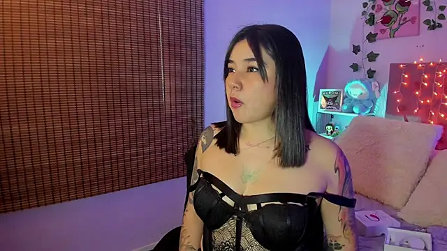 Snapshot of JeyLee chatting on November 6, 2025, 12:50 pm JeyLee online show from November 6, 2025, 12:50 pm