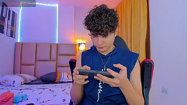 Nathan Bluee online show from February 11, 2025, 12:58 pm