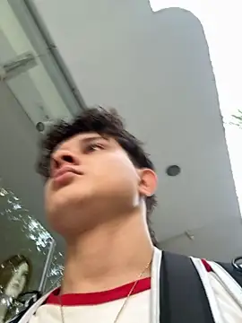 Nathan Bluee online show from September 17, 2025, 11:23 am