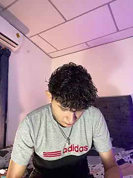 Nathan Bluee online show from November 5, 2025, 3:01 pm