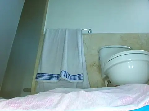 Snapshot of hornymilf_69xxx chatting on March 22, 2025, 4:04 pm hornymilf 69xxx online show from March 22, 2025, 4:04 pm