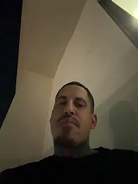 juicyj1311 online show from March 15, 2026, 6:19 am