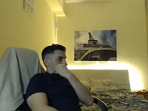 amydamarw online show from February 1, 2026, 1:26 am