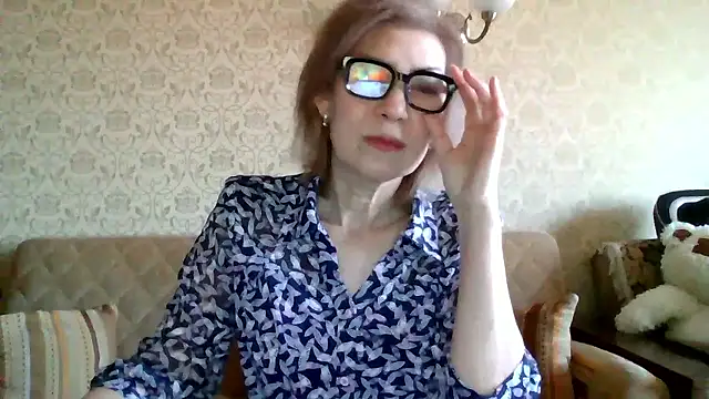 Elegant00Lady online show from January 10, 2026, 9:11 am