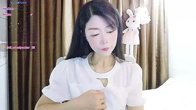 Snapshot of CindyHK chatting on May 15, 2026, 4:52 am CindyHK online show from May 15, 2026, 4:52 am