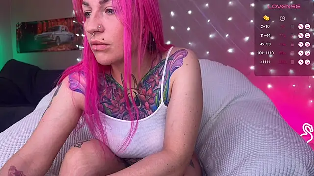 Tanya Acid online show from June 11, 2026, 5:05 am