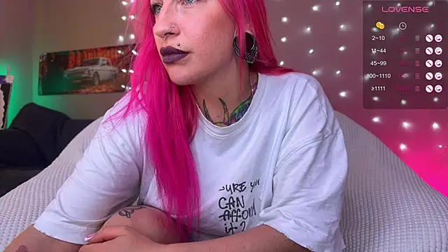 Tanya Acid online show from June 11, 2026, 5:33 pm
