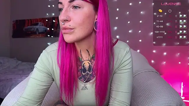 Tanya Acid online show from July 14, 2026, 9:14 am