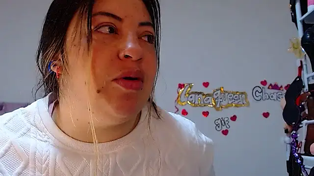 lanaqueen699 online show from November 13, 2025, 12:15 pm