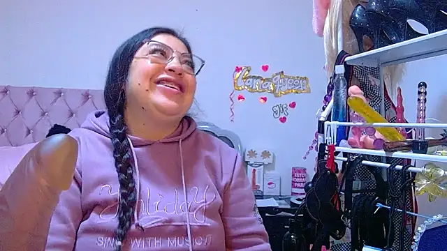 Snapshot of lanaqueen699 chatting on June 19, 2026, 12:20 pm lanaqueen699 online show from June 19, 2026, 12:20 pm