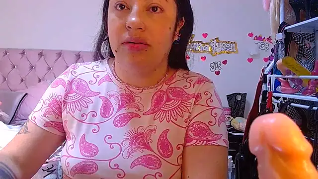 Snapshot of lanaqueen699 chatting on June 23, 2026, 12:14 pm lanaqueen699 online show from June 23, 2026, 12:14 pm