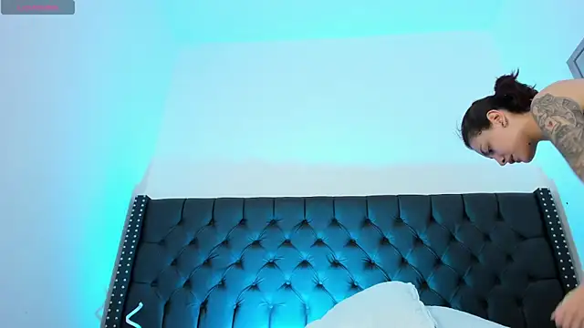 Melany Luv online show from January 17, 2026, 8:56 pm