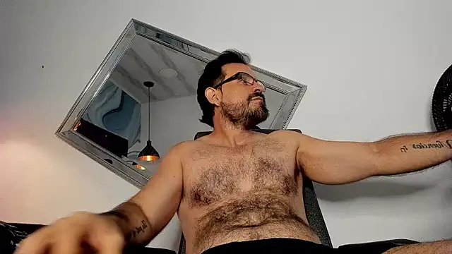 SbasTone Muscle online show from October 1, 2025, 1:17 pm