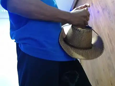 GerardSmitt online show from September 18, 2025, 4:03 am