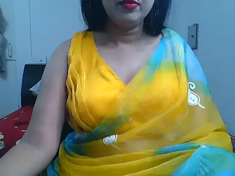 Snapshot of BIG_HEARTED chatting on October 6, 2025, 4:37 pm BIG HEARTED online show from October 6, 2025, 4:37 pm