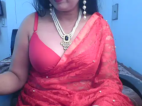 Snapshot of BIG_HEARTED chatting on November 28, 2025, 4:42 pm BIG HEARTED online show from November 28, 2025, 4:42 pm