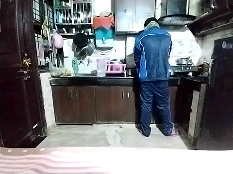 Snapshot of bigvorn6 chatting on November 18, 2025, 2:28 am bigvorn6 online show from November 18, 2025, 2:28 am