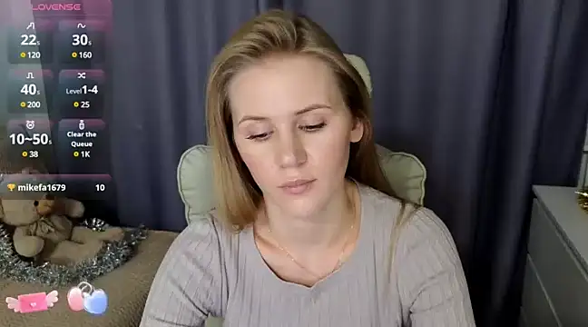 IsabelAllen online show from December 13, 2024, 2:05 pm