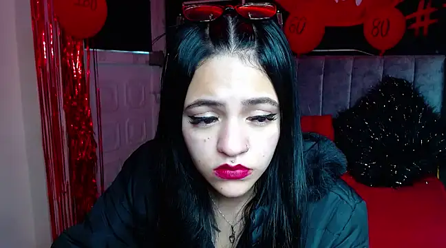 Violettasquirt online show from February 26, 2025, 4:03 pm