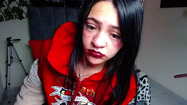 Violettasquirt online show from June 26, 2026, 1:59 pm