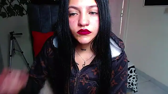 Violettasquirt online show from July 2, 2026, 5:30 pm