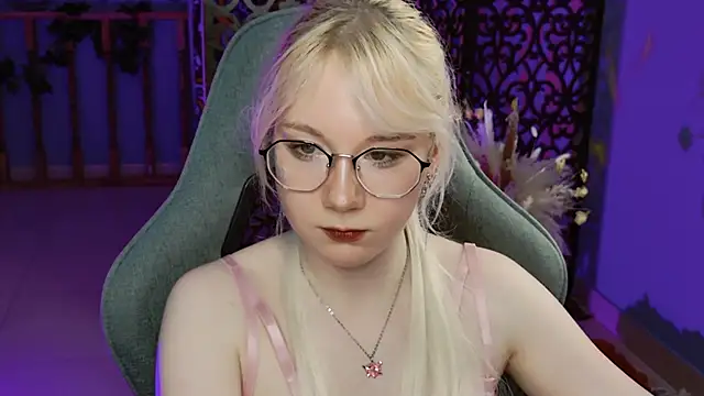 Snapshot of NancyMartinez chatting on January 30, 2025, 4:13 pm NancyMartinez online show from January 30, 2025, 4:13 pm