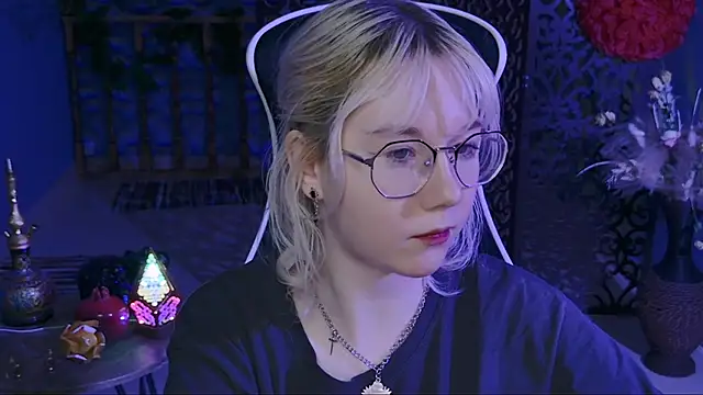 Snapshot of NancyMartinez chatting on March 22, 2025, 11:00 am NancyMartinez online show from March 22, 2025, 11:00 am