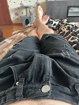 red red00 online show from March 10, 2026, 7:13 am