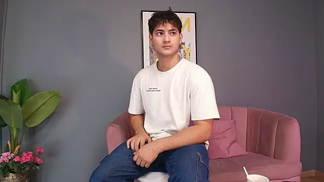 Snapshot of Mark_Evans1_ chatting on November 21, 2025, 2:27 pm Mark Evans1 online show from November 21, 2025, 2:27 pm