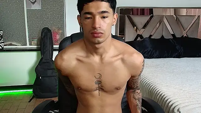 Damon  333 online show from September 22, 2025, 6:54 pm