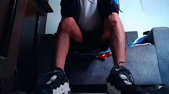 mastersmits online show from March 9, 2025, 9:35 am