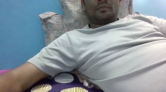 NiceBoy9099 online show from March 9, 2025, 9:24 am