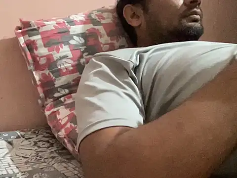 NiceBoy9099 online show from October 24, 2025, 5:09 pm