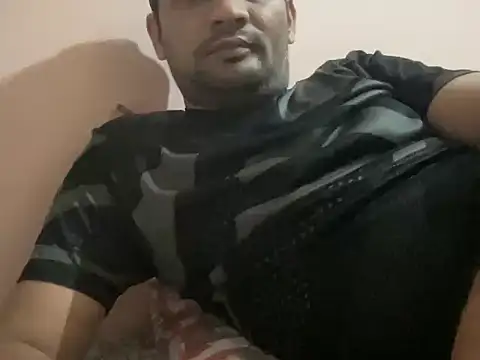 NiceBoy9099 online show from February 18, 2026, 5:42 pm